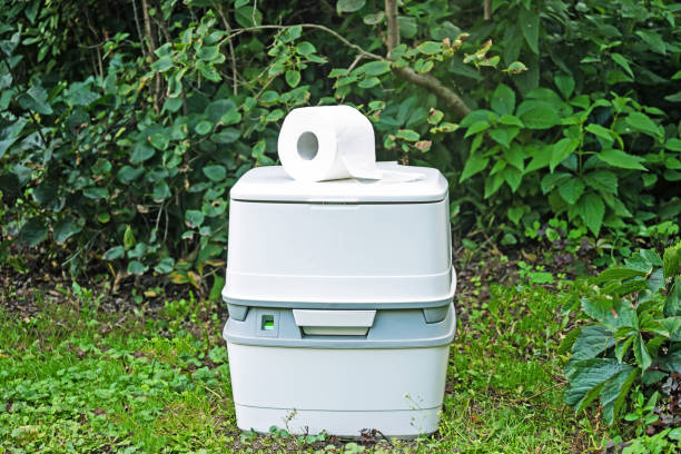 Best Emergency porta potty rental  in St Francis, WI