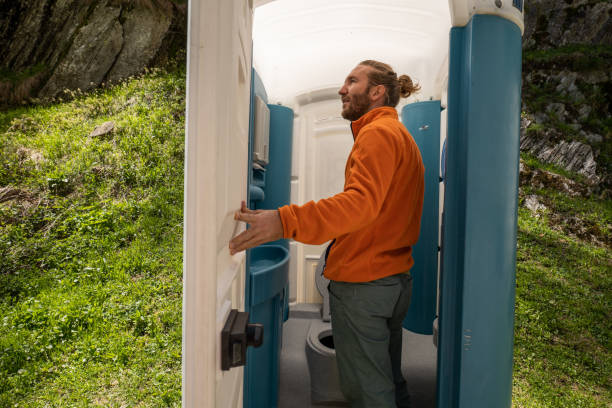 Porta potty rental for outdoor events in St Francis, WI